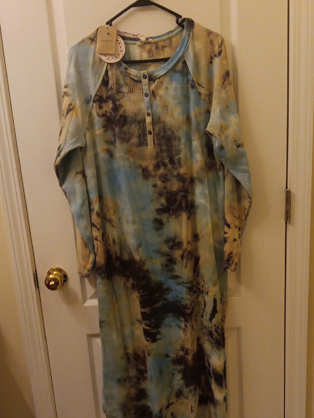 Umgee Long Tie-Dye Maxi Dress in Blue, Brown, Cream